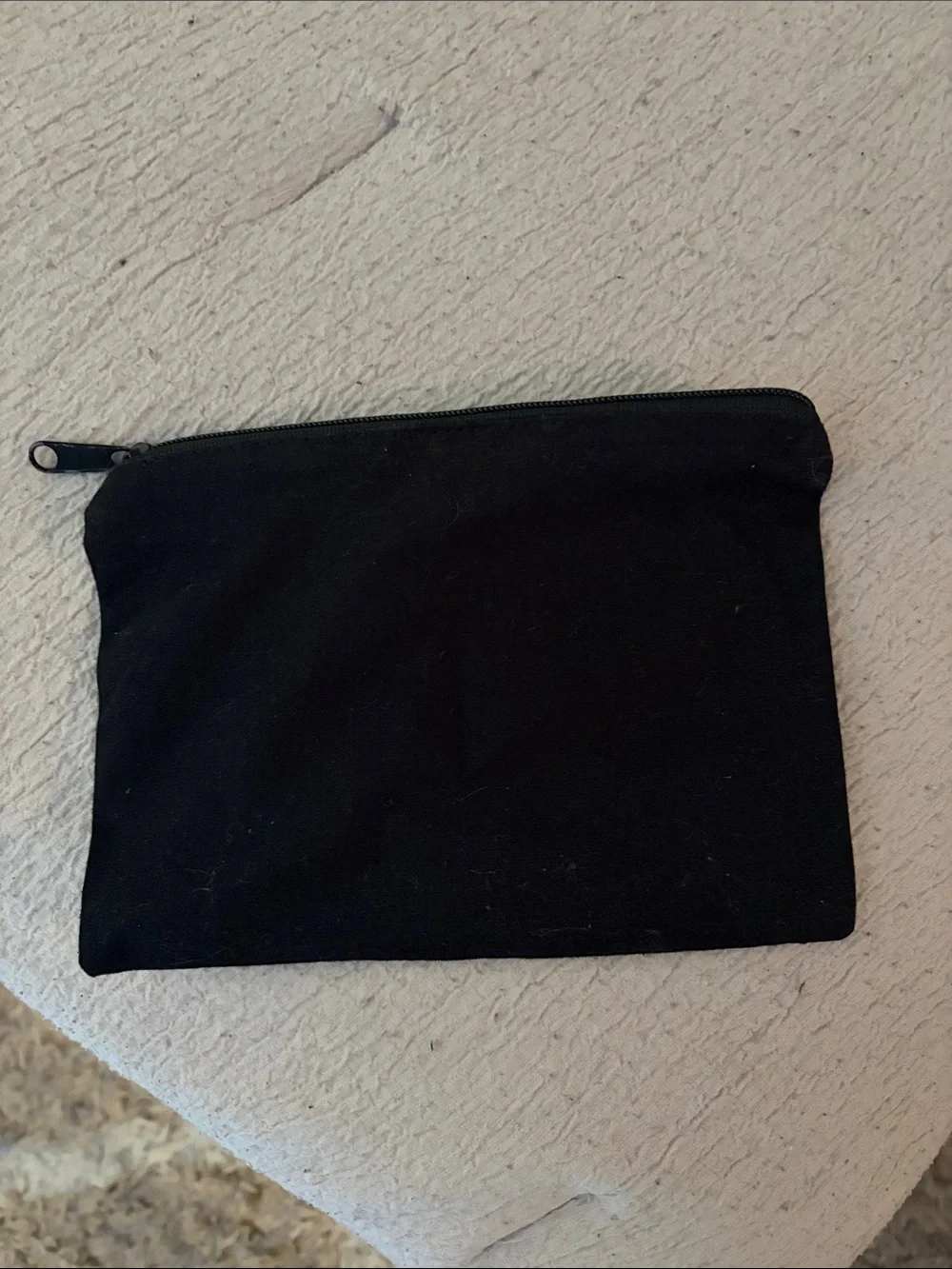 Betty's Eddies Black Zip Pouch 